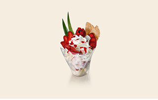 Gelateria-Cavour_Pordenone_Coppa_Fragola_gelato Gelateria_Cavour_Pordenone_Coppa_Fragola_gelato