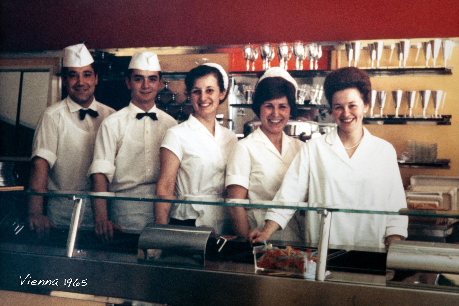Gelateria Cavour Pordenone, foto la nostra storia, Vienna 1965